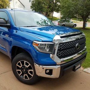 Meet your Posher, Mika